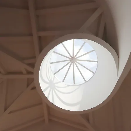 Hm - Flores Skylight