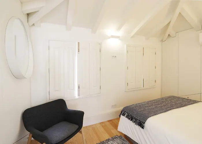 Hm - Flores Skylight