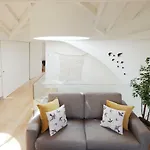 Hm - Flores Skylight شقة بورتو