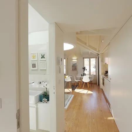 Hm - Flores Skylight פורטו