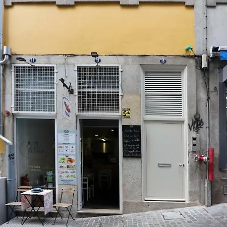 דירה Hm - Flores Skylight