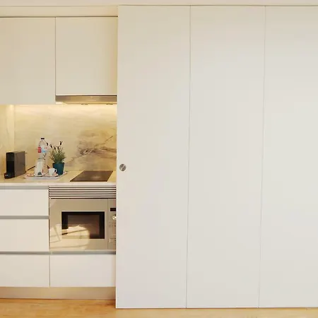 Hm - Flores Skylight פורטו