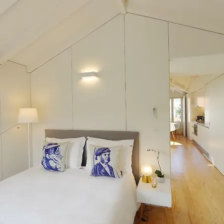 Апартаменты Hm - Flores Skylight